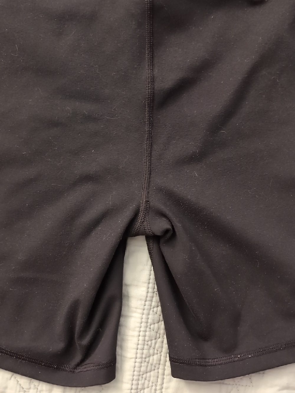 Gap GapFit High Rise Blackout Bike Shorts Pocket Shorts Size Small - Picture 8 of 9